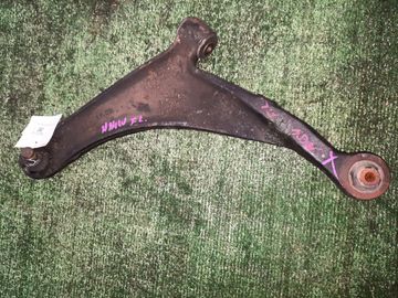 РЫЧАГ НА MITSUBISHI CHARIOT GRANDIS N84W 4G64