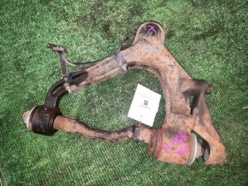 РЫЧАГ НА TOYOTA GRANVIA VCH10W 5VZ-FE