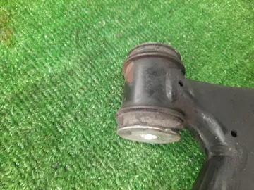 РЫЧАГ НА TOYOTA CROWN GRS180 4GR-FSE