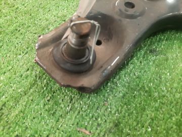 РЫЧАГ НА MAZDA BONGO FRIENDEE SGEW FE