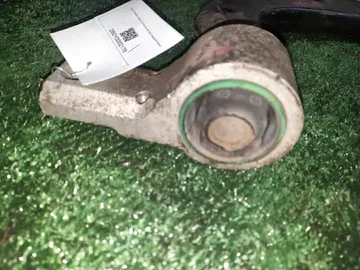 РЫЧАГ НА MAZDA DEMIO DY3W ZJ-VE