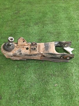 РЫЧАГ НА NISSAN ATLAS F23 KA20DE