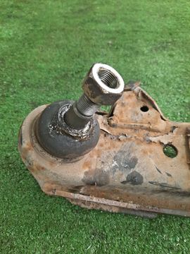 РЫЧАГ НА NISSAN ATLAS F23 KA20DE