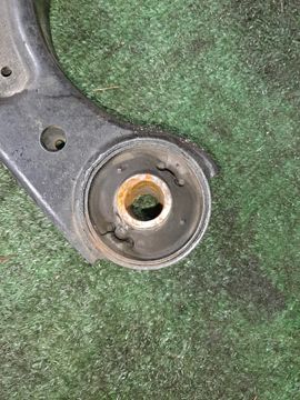 РЫЧАГ НА DAIHATSU WAKE LA700S KF