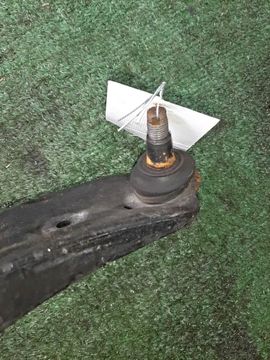 РЫЧАГ НА DAIHATSU WAKE LA700S KF