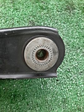 РЫЧАГ НА TOYOTA GRAND HIACE RCH11W 3RZ-FE