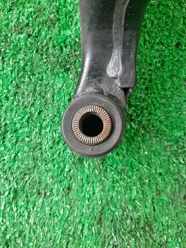 РЫЧАГ НА TOYOTA CALDINA AZT241W 1AZ-FSE