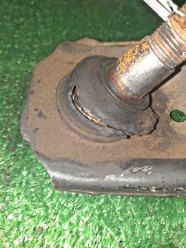 РЫЧАГ НА MAZDA BONGO FRIENDEE SGEW FE