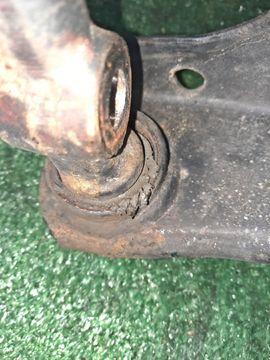 РЫЧАГ НА MAZDA TITAN SYF6L RF-T