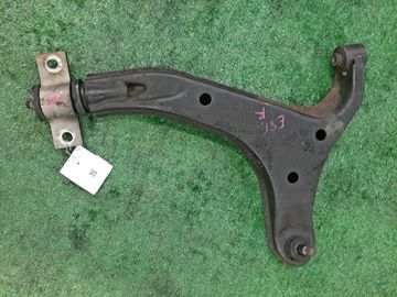 РЫЧАГ НА NISSAN ELGRAND E51 VQ35DE