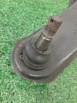 РЫЧАГ НА NISSAN ELGRAND E51 VQ35DE