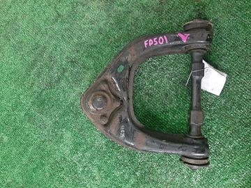 РЫЧАГ НА MITSUBISHI CANTER FD501B 4M40