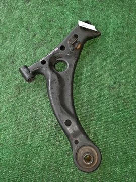 РЫЧАГ НА TOYOTA CORONA PREMIO ST215 3S-FE