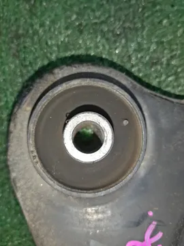 РЫЧАГ НА SUZUKI IGNIS FF21S K12C