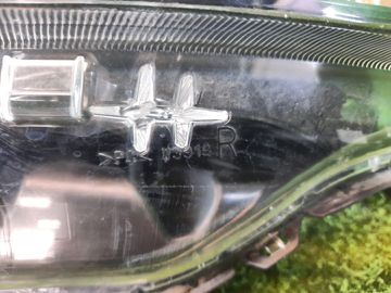 ФАРА НА TOYOTA ROOMY M900A