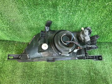 ФАРА НА NISSAN AD Y11