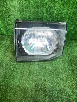 ФАРА НА MITSUBISHI PAJERO V26W
