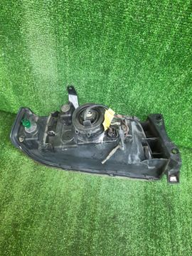 ФАРА НА MAZDA BONGO FRIENDEE SGLR