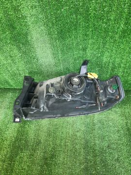 ФАРА НА MAZDA BONGO FRIENDEE SGLR