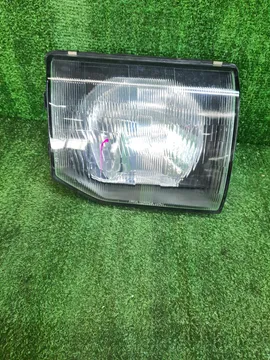 ФАРА НА MITSUBISHI PAJERO V26W