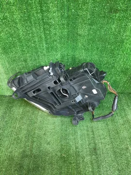 ФАРА НА PORSCHE CAYENNE 955