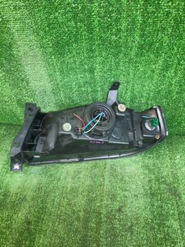 ФАРА НА MAZDA BONGO FRIENDEE SGLR