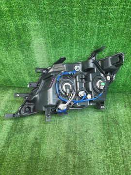 ФАРА НА NISSAN SERENA C26