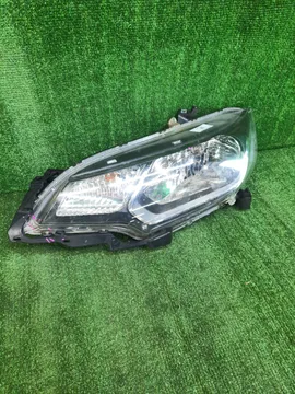 ФАРА НА HONDA FIT GK3