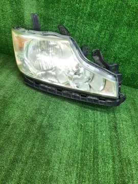 ФАРА НА HONDA STEPWGN RK1