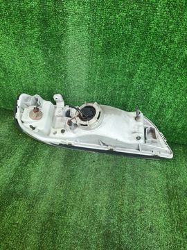 ФАРА НА NISSAN CEFIRO A32