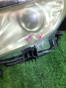 ФАРА НА NISSAN ELGRAND E52