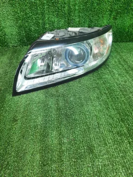 ФАРА НА VOLVO V50 MW43