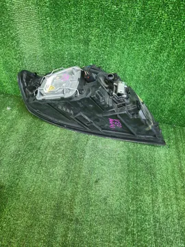 ФАРА НА VOLVO V50 MW43