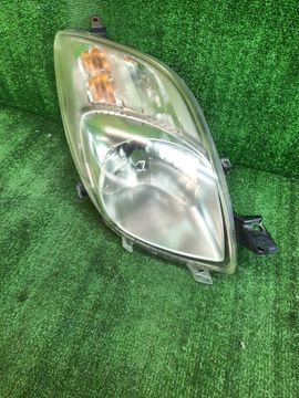 ФАРА НА TOYOTA VITZ KSP90