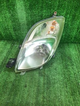 ФАРА НА TOYOTA VITZ KSP90