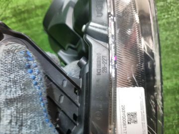 ФАРА НА TOYOTA ESQUIRE ZRR80G