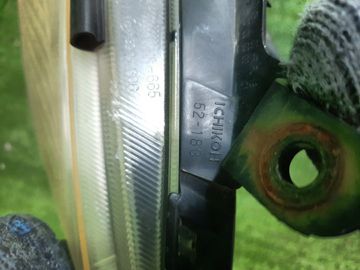 ФАРА НА TOYOTA VITZ NCP91