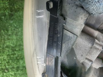 ФАРА НА NISSAN LIBERTY RM12