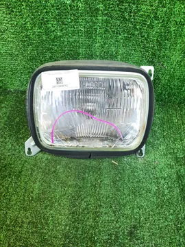 ФАРА НА NISSAN VANETTE SS88HN