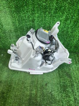 ФАРА НА TOYOTA SIENTA NCP81G