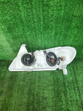 ФАРА НА NISSAN CEFIRO A33