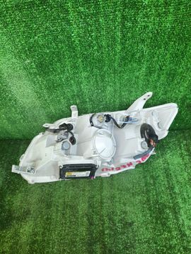 ФАРА НА TOYOTA COROLLA  AXIO NZE141