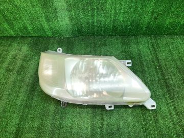 ФАРА НА NISSAN SERENA TC24