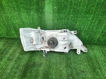 ФАРА НА NISSAN SERENA TC24