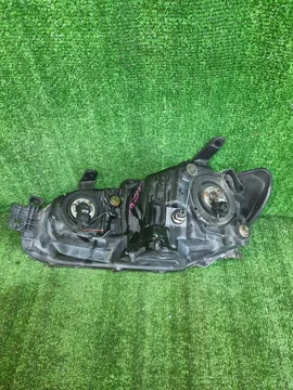 ФАРА НА MITSUBISHI AIRTREK CU2W