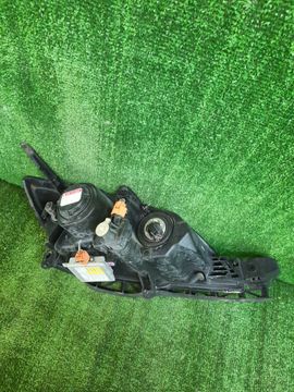 ФАРА НА MAZDA AXELA BK5P