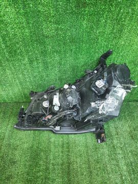 ФАРА НА NISSAN FUGA Y50