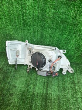 ФАРА НА NISSAN SERENA TC24