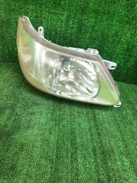 ФАРА НА NISSAN SERENA TC24