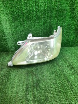 ФАРА НА NISSAN SERENA TC24